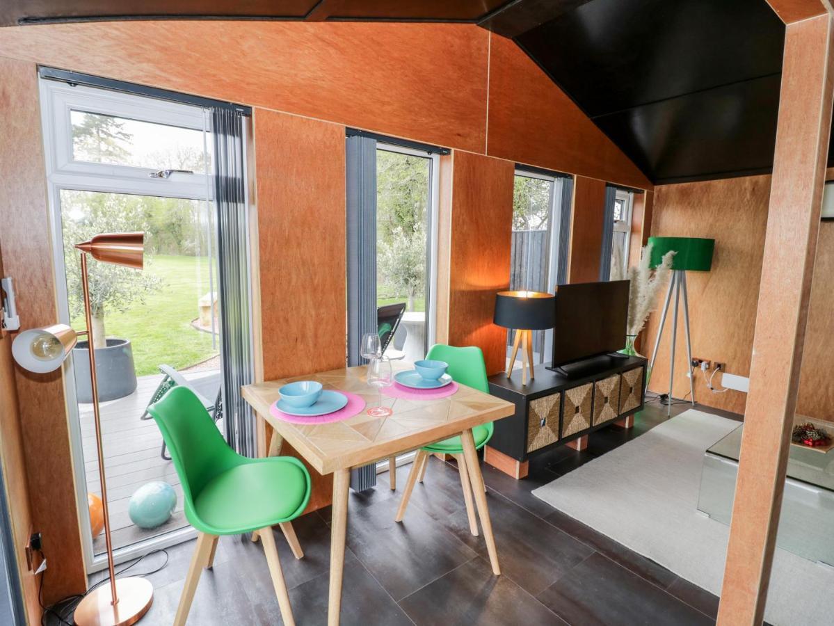 Villa The Tractor Shed Worcester Exterior foto